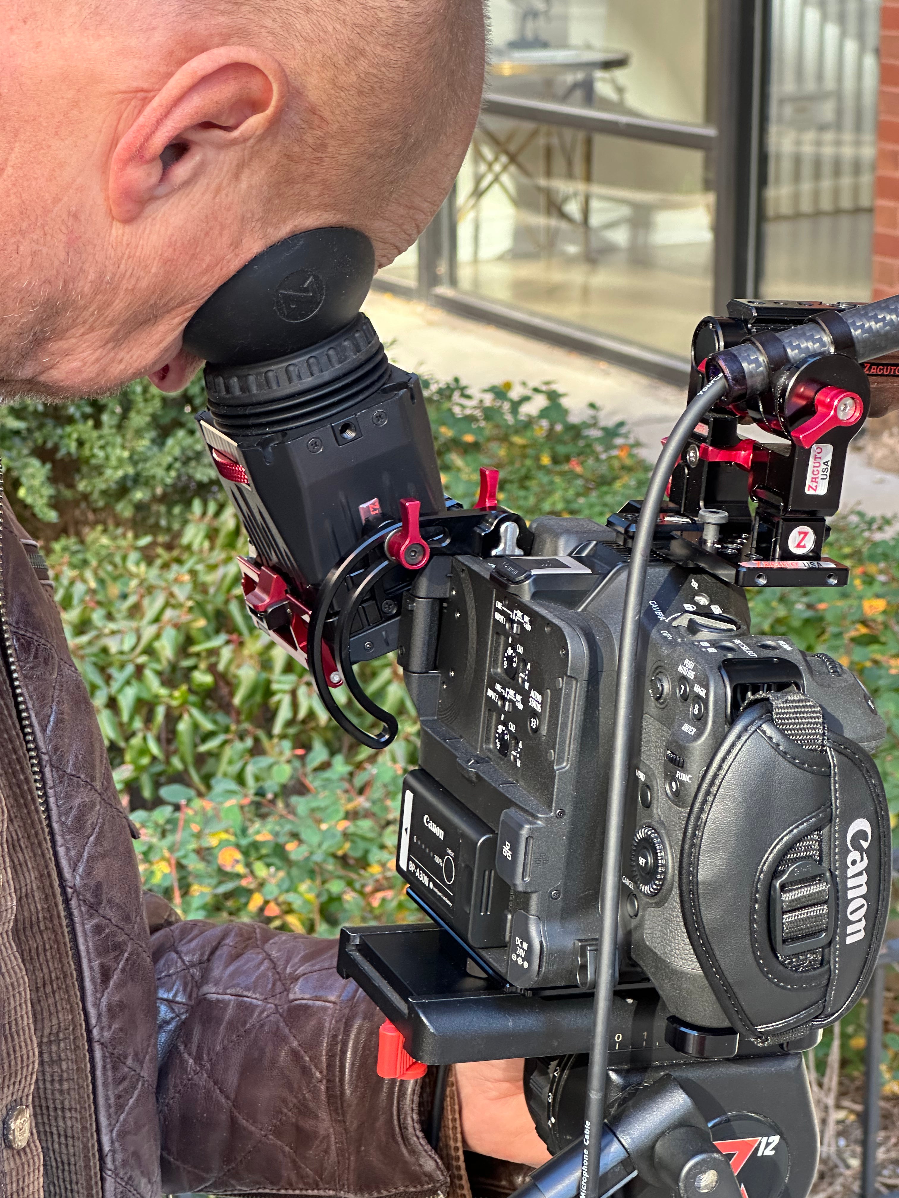 Canon C80 Z-Finder: Clear, Crisp Viewing Experience
